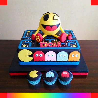 3D Pacman cake