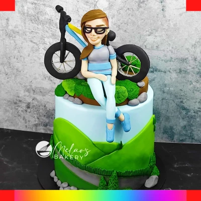 Bicycle fondant cake
