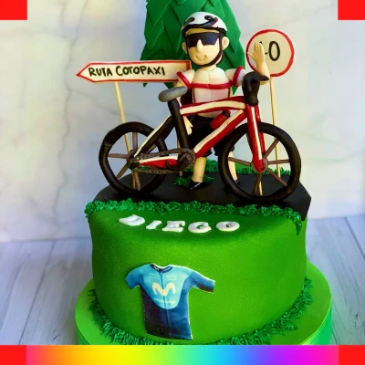 Cake design for bike lovers