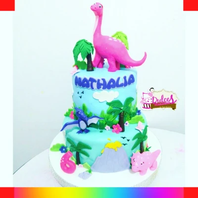 Dinosaur cake for girls