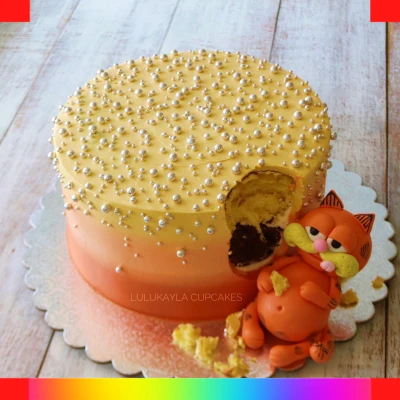Garfield buttercream cake
