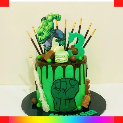 Hulk cake for boys