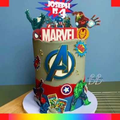 Marvel Avengers cake