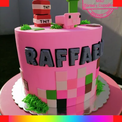 Minecraft cake for girls