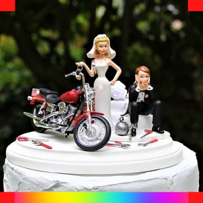 Motorcycle wedding cake
