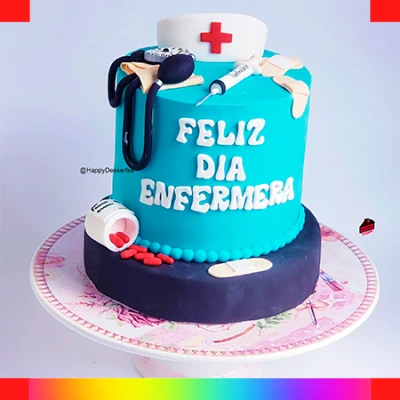Nurse cake for girls