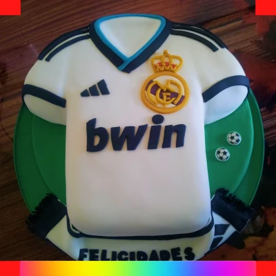 Real Madrid jersey cake