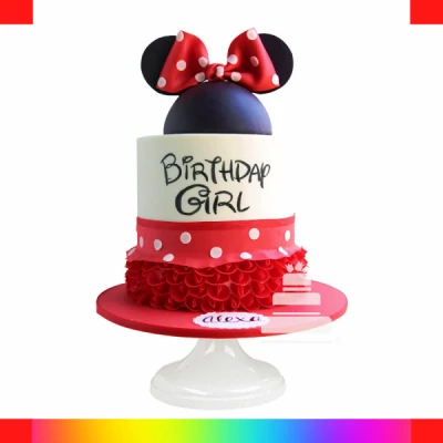 Red Minnie Mouse cake