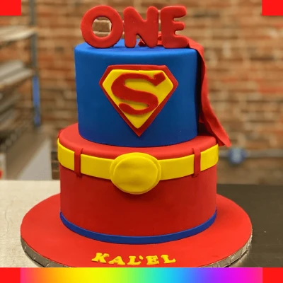 Superman cake 2 layers