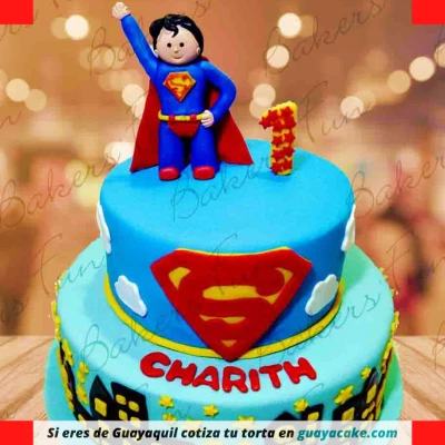 Torta de Superman para niños