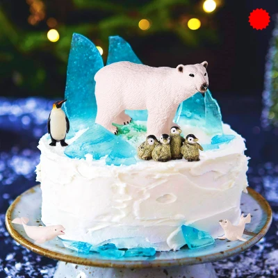 realistic bear cake