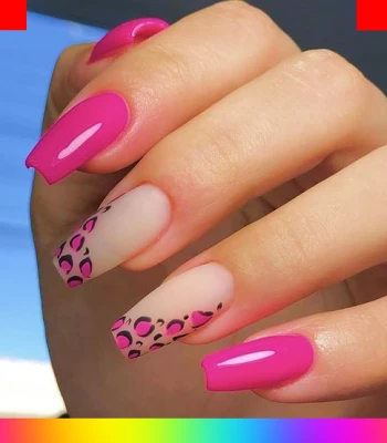 uñas con diseno leopardo rosa